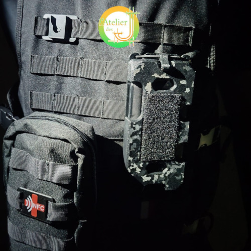 Vertical MOLLE Mount for CROSSCALL NEO - Tactical Fix